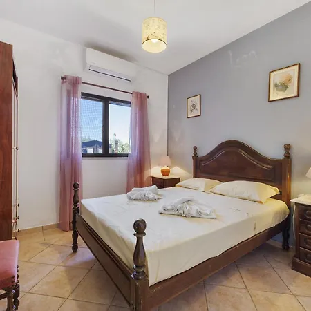 مزرعة للإقامة Quinta Da Amendoeira