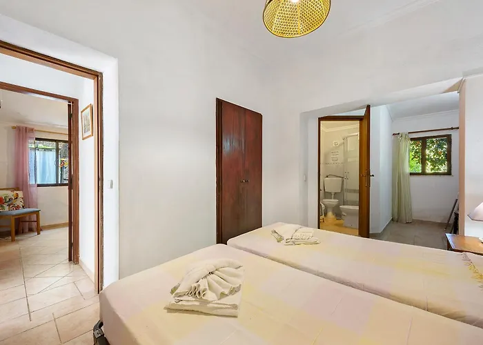Quinta Da Amendoeira Фермерский дом