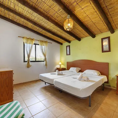 팜스테이 Quinta Da Amendoeira Foz (Faro)