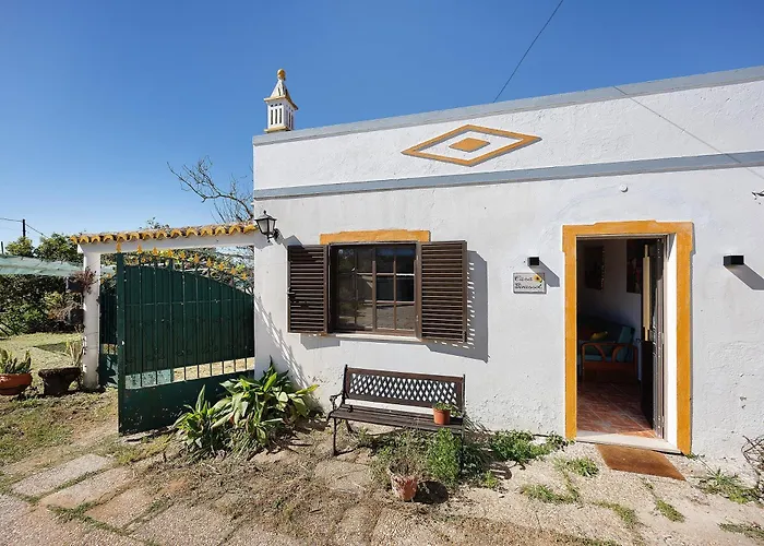 Quinta Da Amendoeira Farm stay