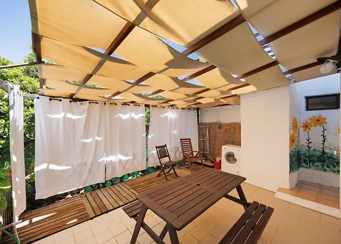 Farm stay Quinta Da Amendoeira Foz (Faro)