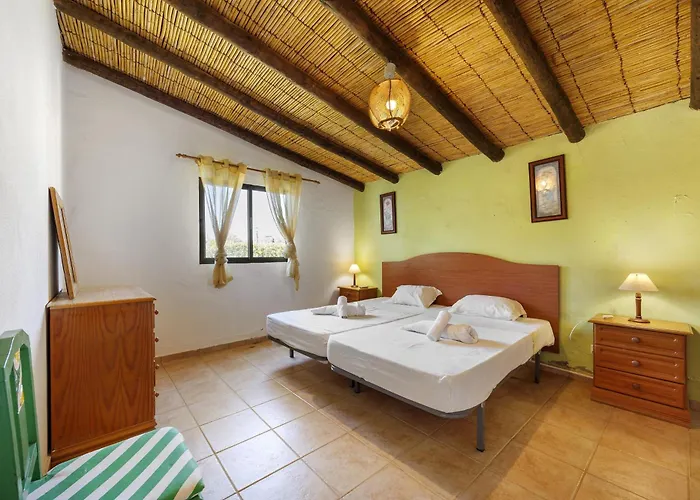 Farm stay Quinta Da Amendoeira *